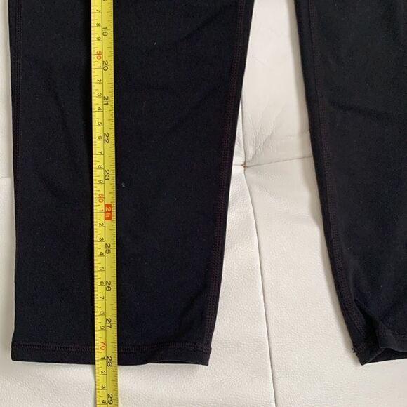 Athleta Cropped Leggings Size M - Picture 5 of 6